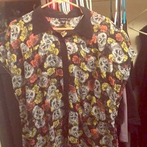 Polyester sheer style skull top